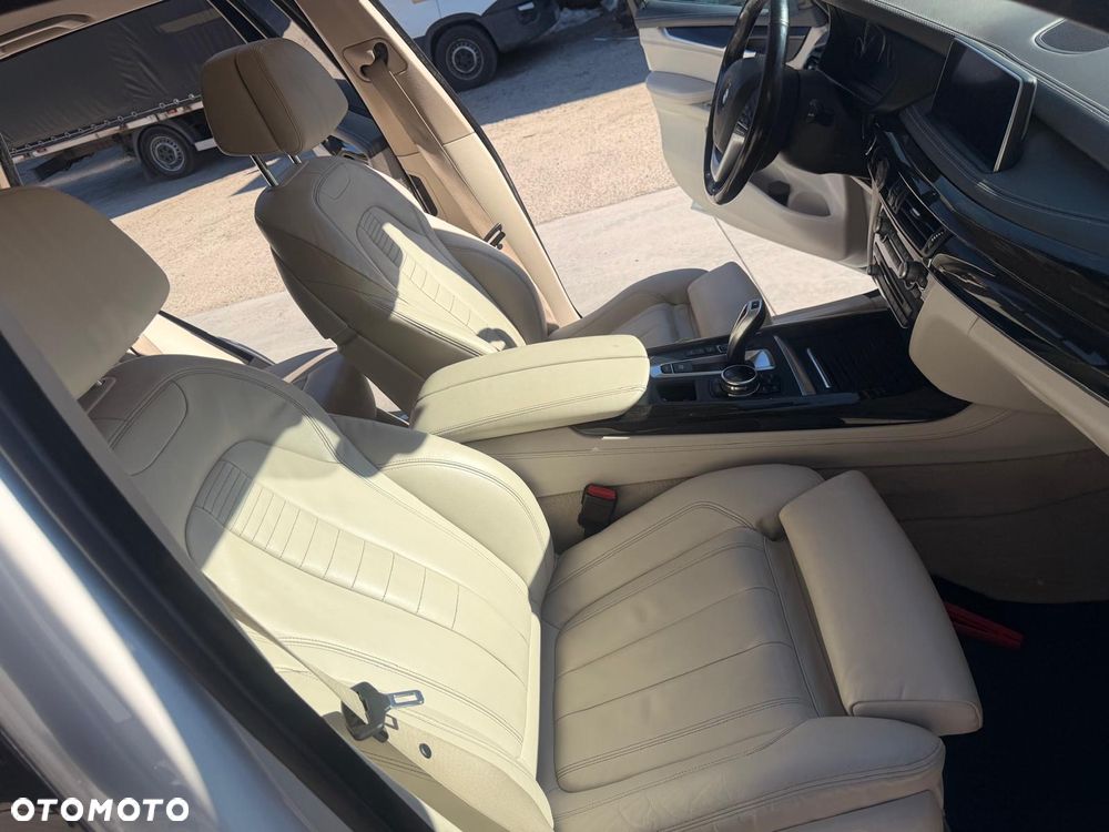 BMW X5 3.5i xDrive - 40