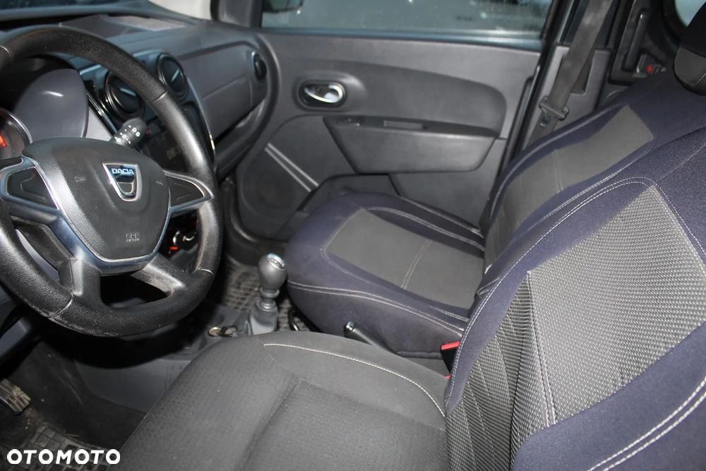 Dacia Dokker - 8