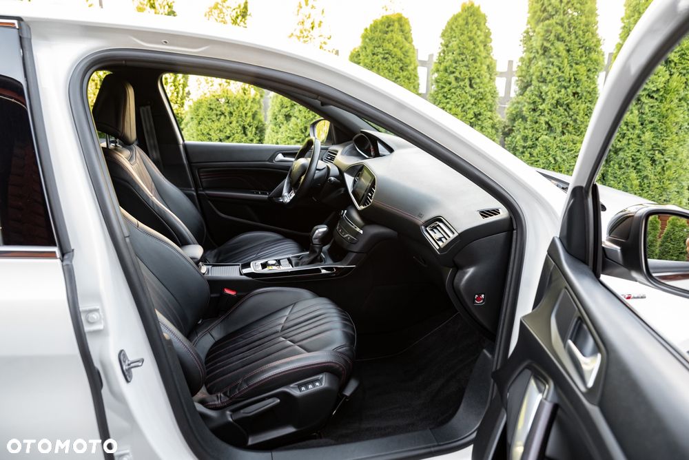 Peugeot 308 BlueHDi 150 EAT6 Stop & Start GT-Line Edition - 24
