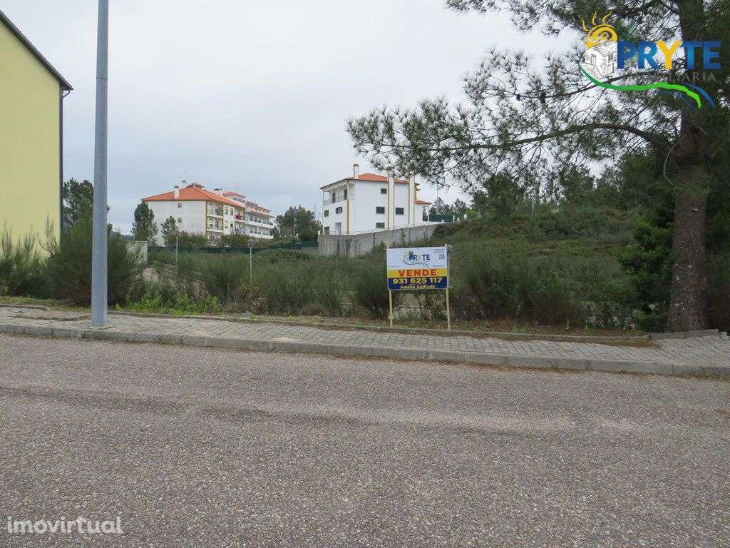 Lote para construção de um prédio situado em Vila de Rei - Grande imagem: 5/11