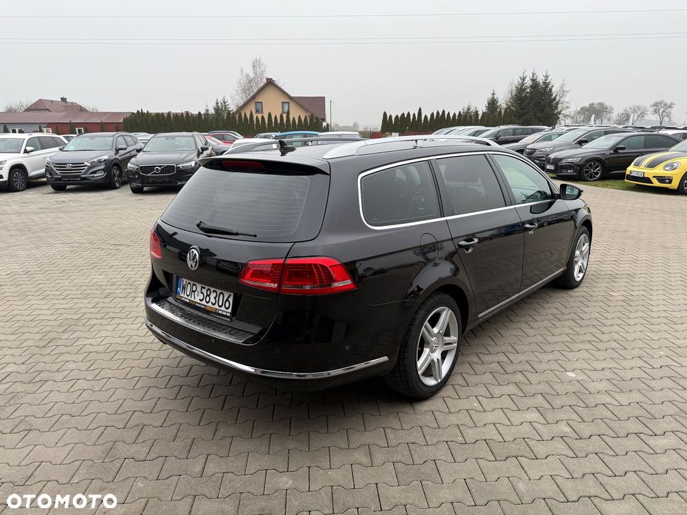 Volkswagen Passat 2.0 TDI BlueMotion Technology Exclusive - 10