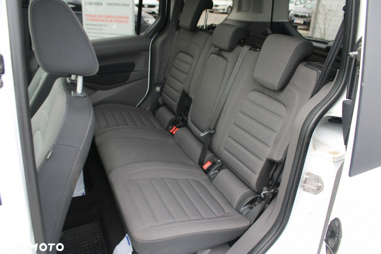 Ford Tourneo Connect - 24