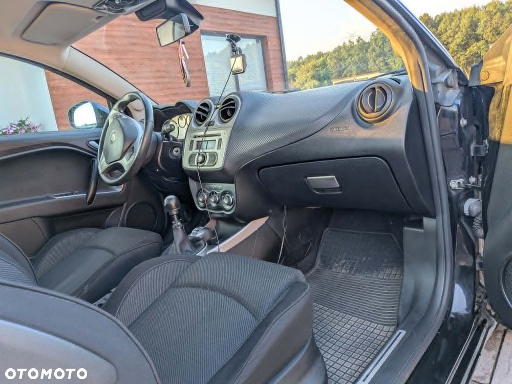 Alfa Romeo Mito - 8