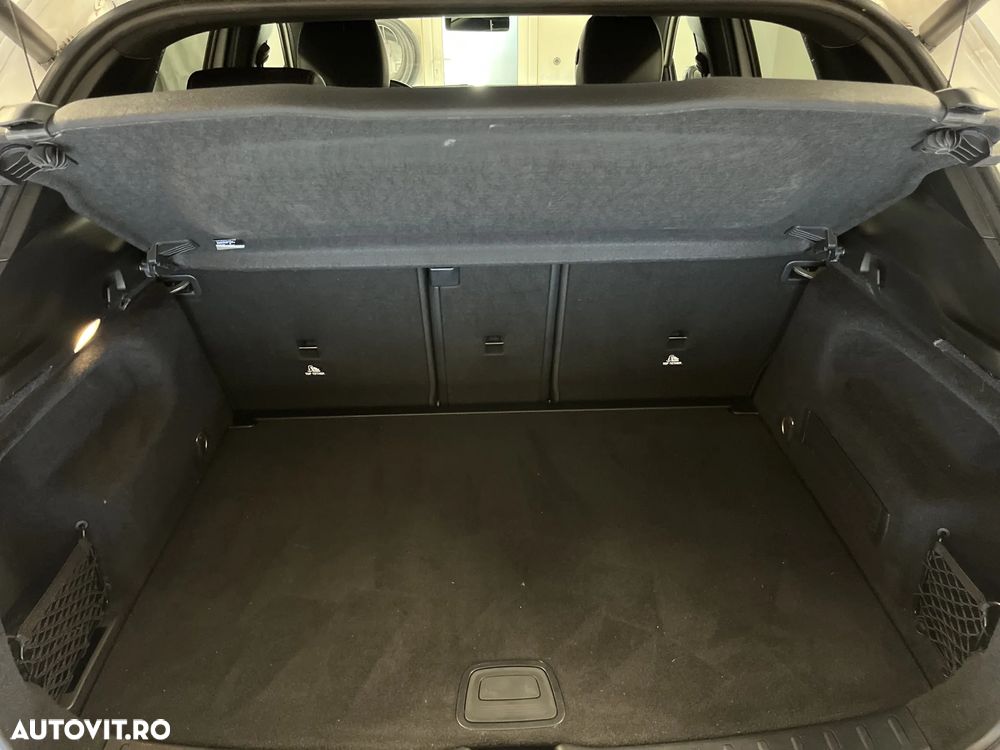 Mercedes-Benz GLA 200 d 4MATIC 8G-DCT Progressive - 15