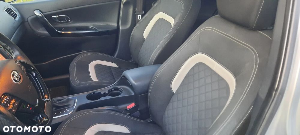 Kia Ceed 1.6 CRDi GT Line DCT - 10