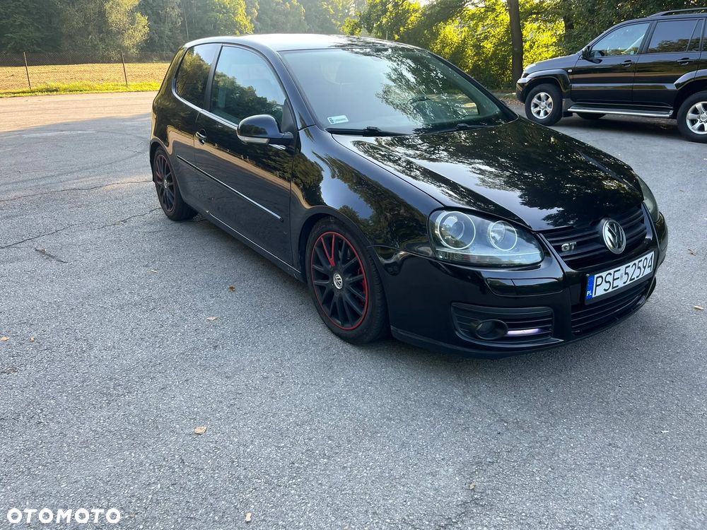 Volkswagen Golf V 2.0 TDI DPF GT Sport - 2