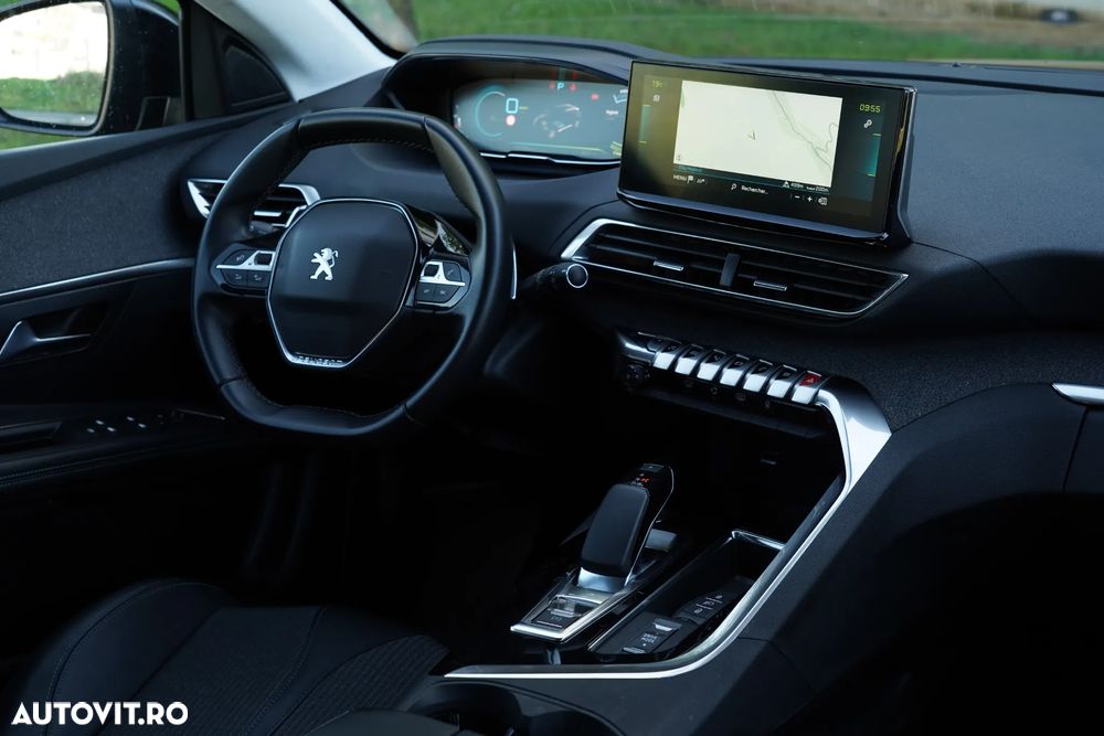 Peugeot 3008 Plug-In Hybrid 225 e-EAT8 Allure Pack - 12