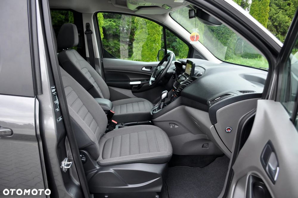 Ford Tourneo Connect - 14