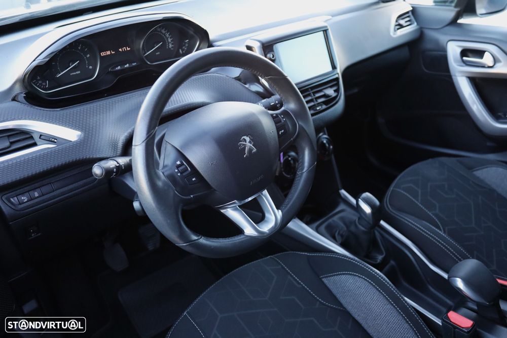 Peugeot 2008 1.6 BlueHDi Style - 7