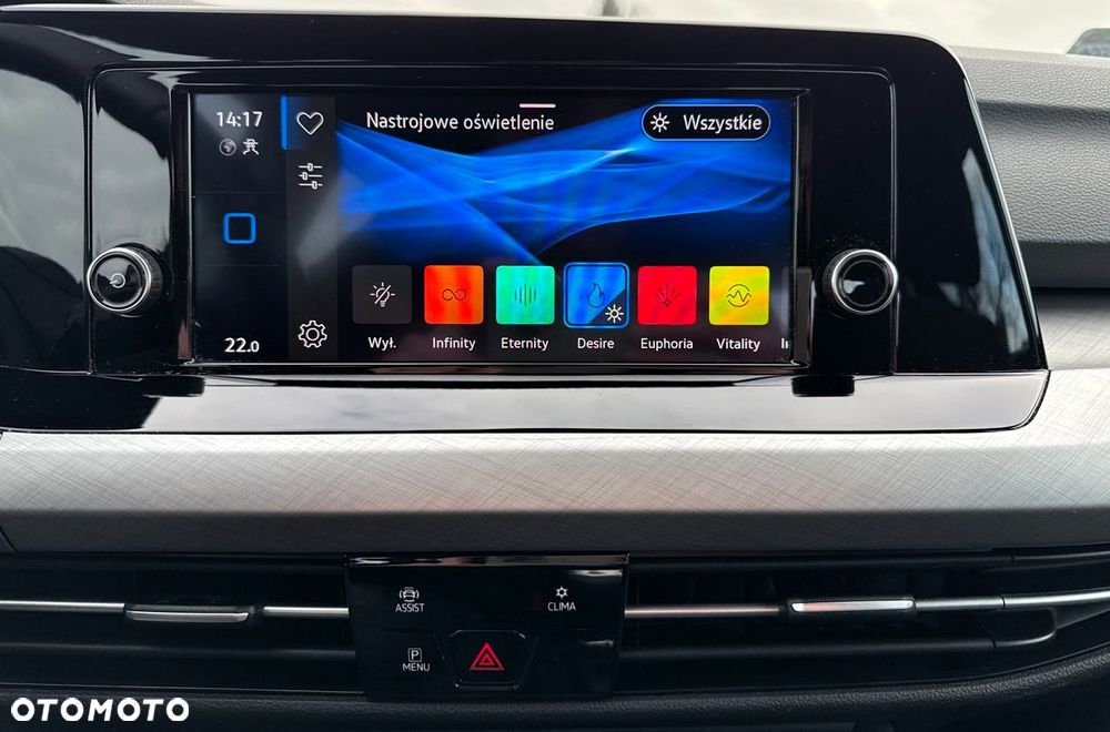 Volkswagen Golf 1.5 TSI EVO Life - 17