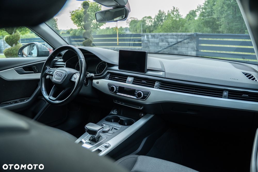 Audi A4 Avant 2.0 TDI S tronic - 17