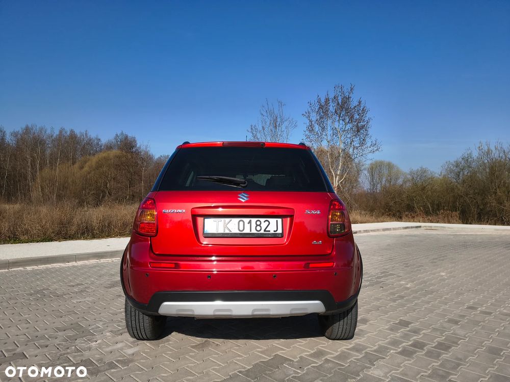Suzuki SX4 - 10