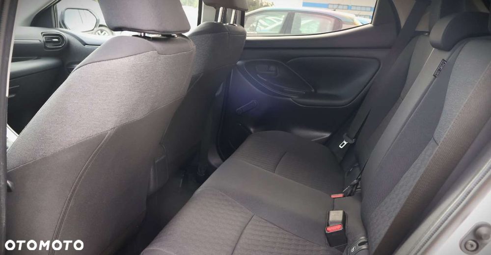 Toyota Yaris - 15