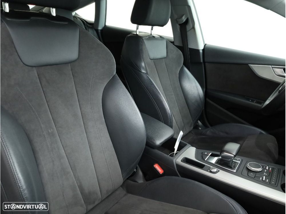 Audi A5 Sportback 35 TFSI S tronic - 15