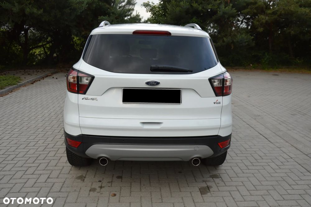 Ford Kuga 2.0 TDCi 2x4 Titanium - 12