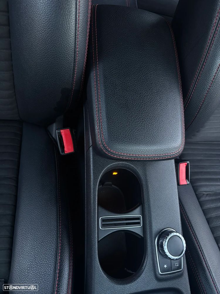 Mercedes-Benz GLA 180 d 7G-DCT AMG Line - 41