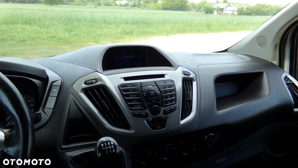 Ford TRANSIT CUSTOM 2.2TDCi * KLIMA * NAVI * ZADBANY ! - 24