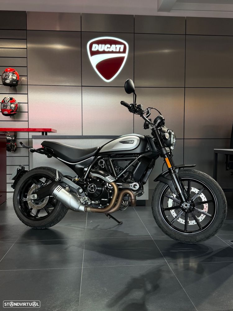 Ducati Scrambler Icon Dark - 1