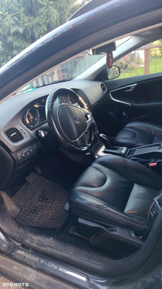Volvo V40 Cross Country D3 Geartronic Summum - 1