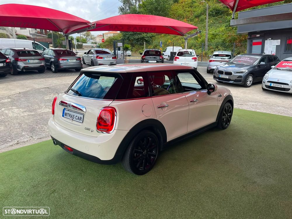MINI 5 Portas One D - 7