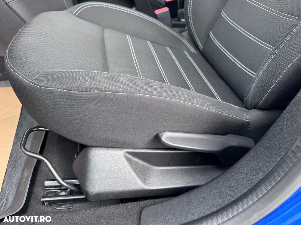 Dacia Logan TCe 90 Essential - 17