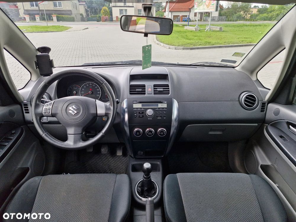 Suzuki SX4 1.5 - 14