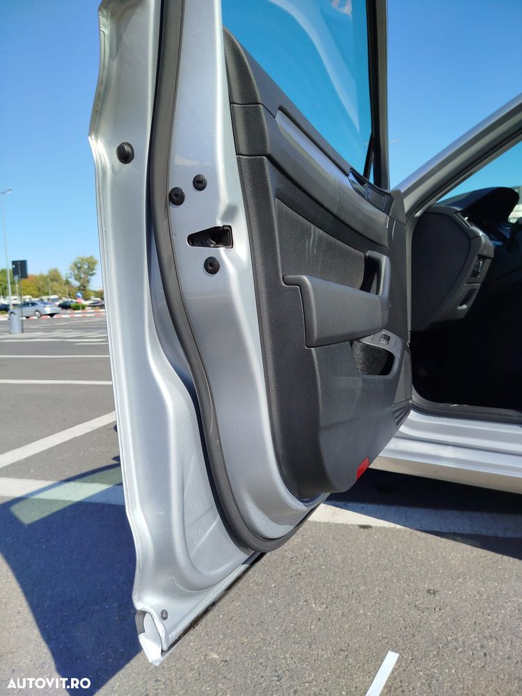 Volkswagen Passat - 8