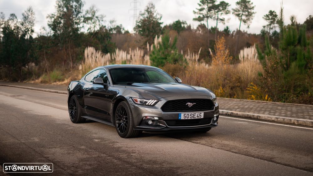 Ford Mustang 2.3i EcoBoost - 4