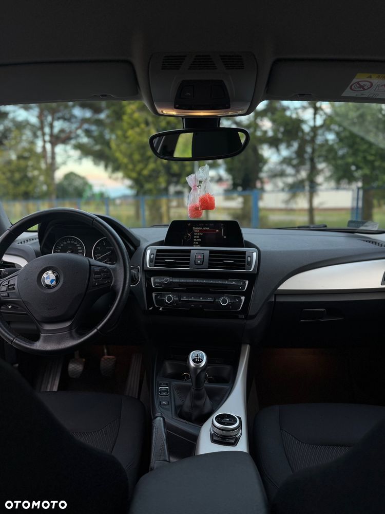 BMW Seria 1 - 14