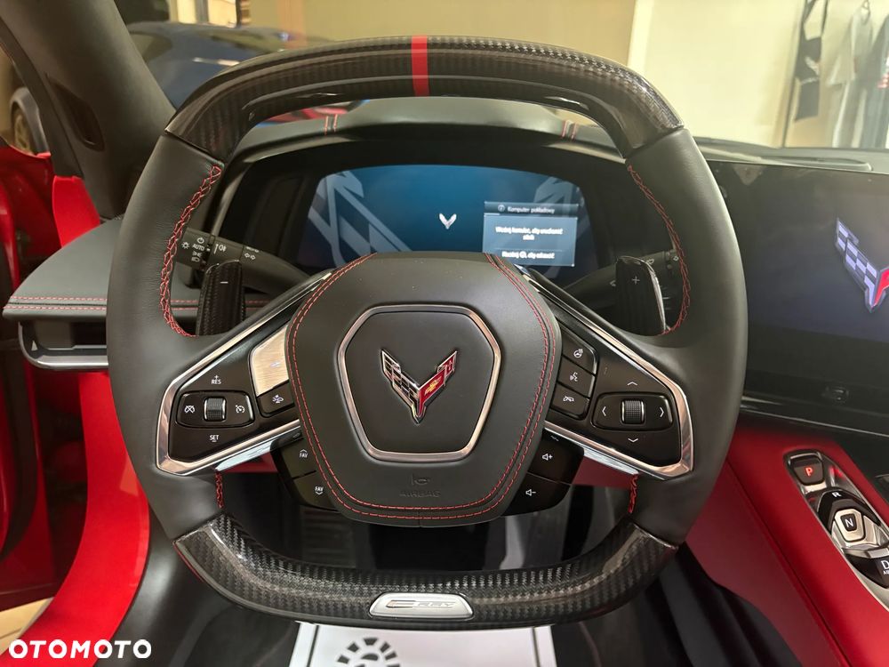 Chevrolet Corvette - 24