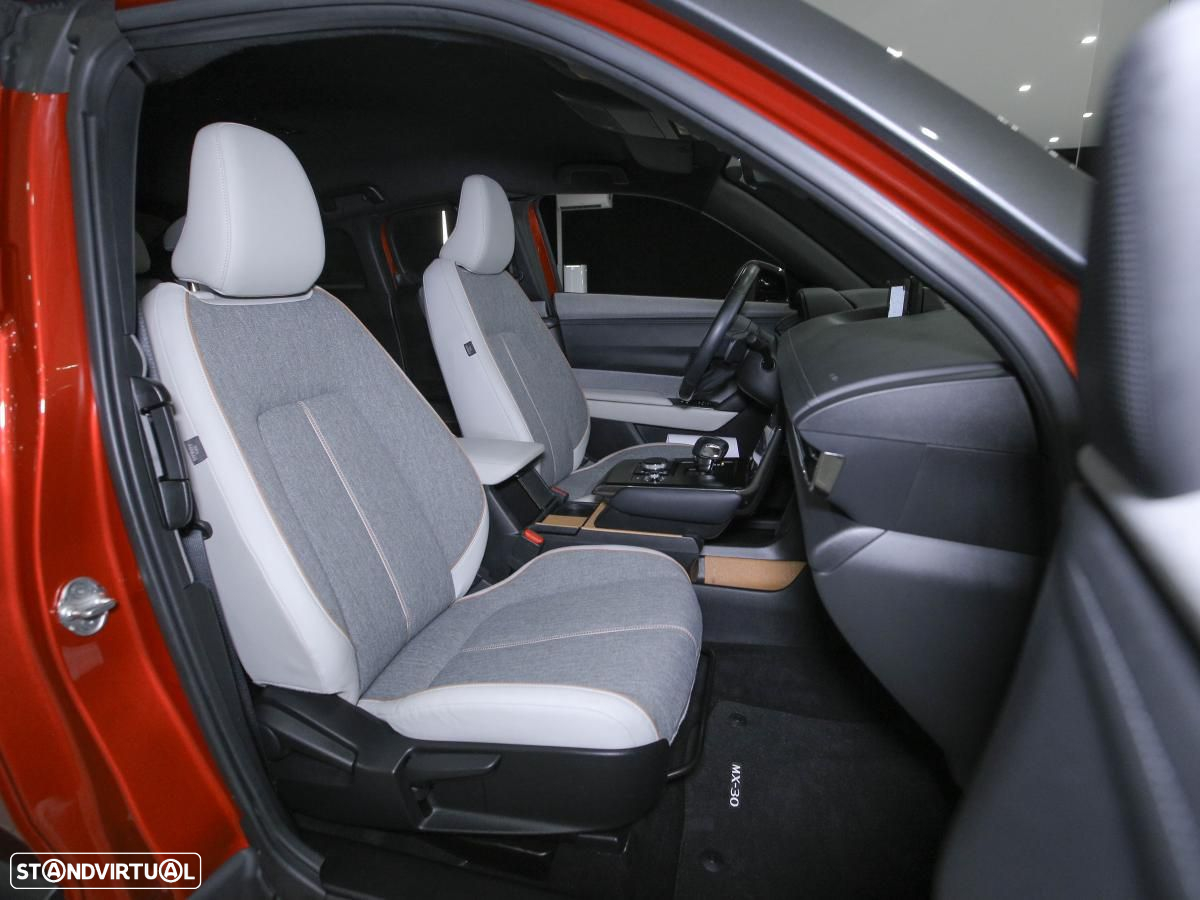 Mazda MX-30 e-Skyactiv Excellence - 10