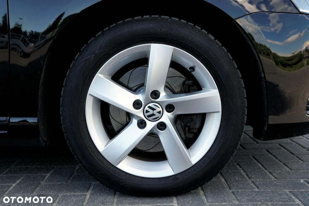 Volkswagen Passat 1.4 TSI Trendline - 23