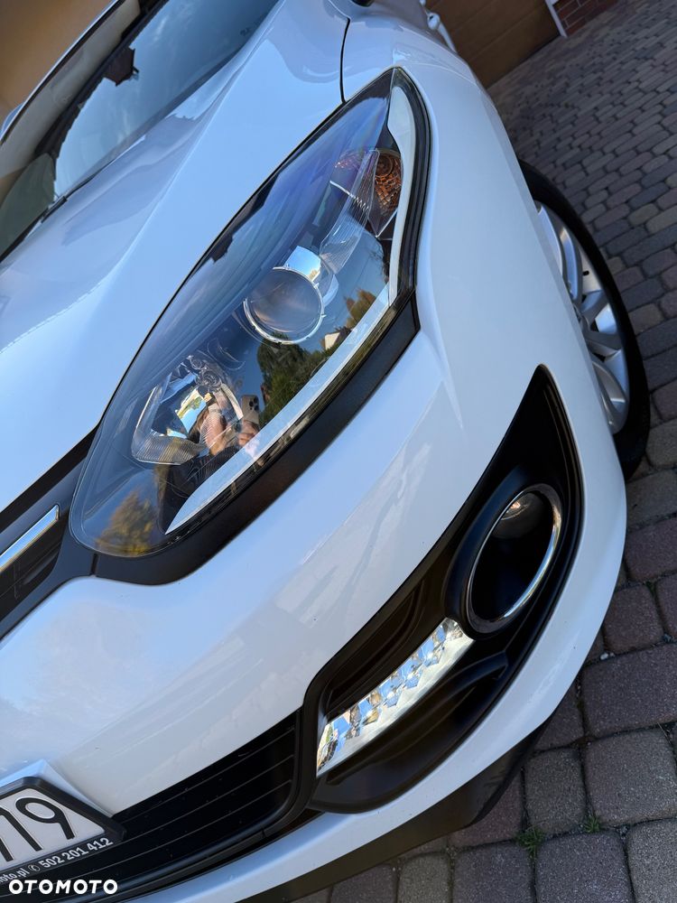 Renault Megane 1.6 16V 110 LIMITED - 17