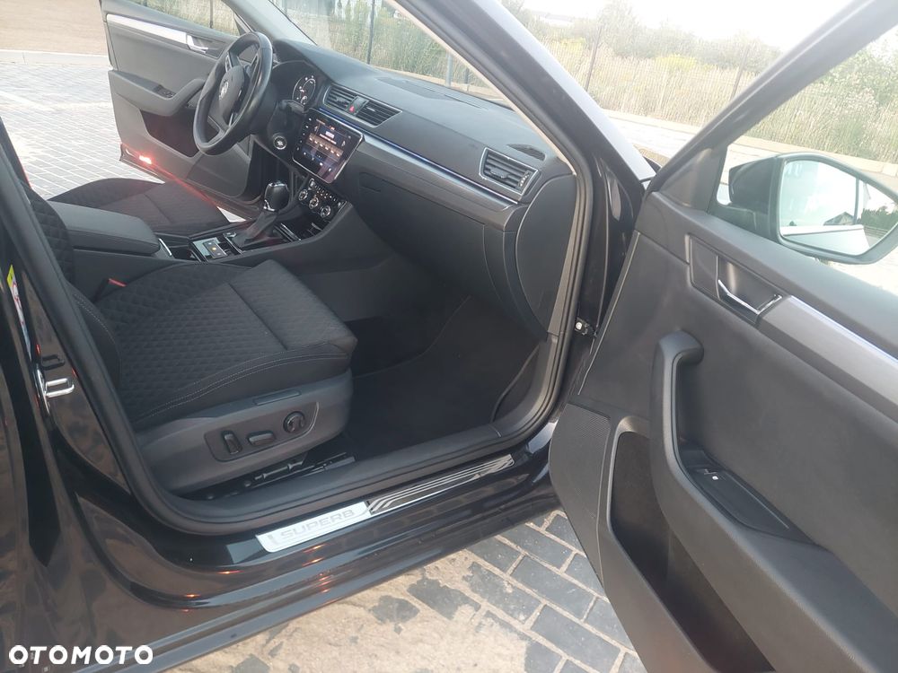 Skoda Superb 2.0 TDI Style DSG7 - 12