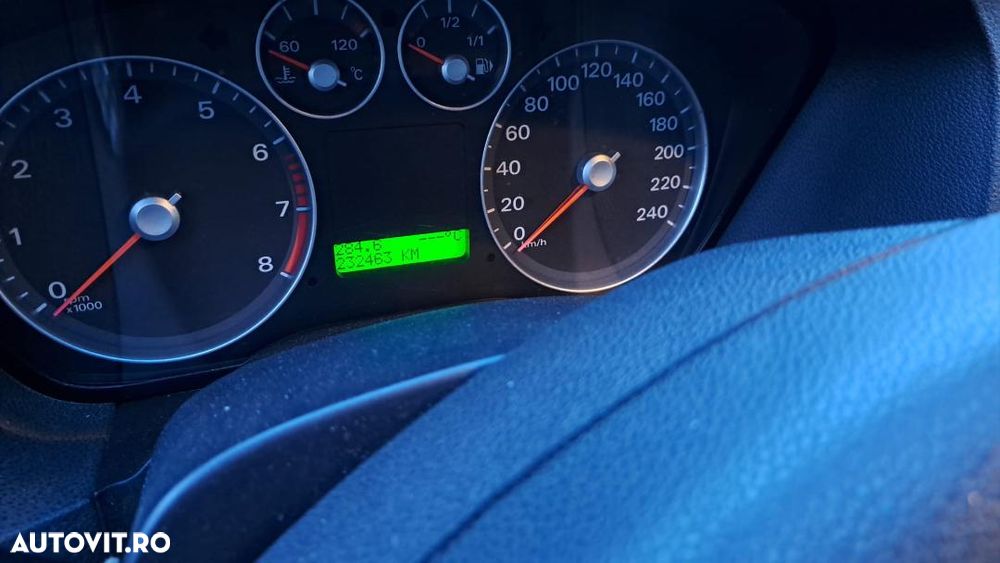 Ford Focus 1.6i Trend - 7