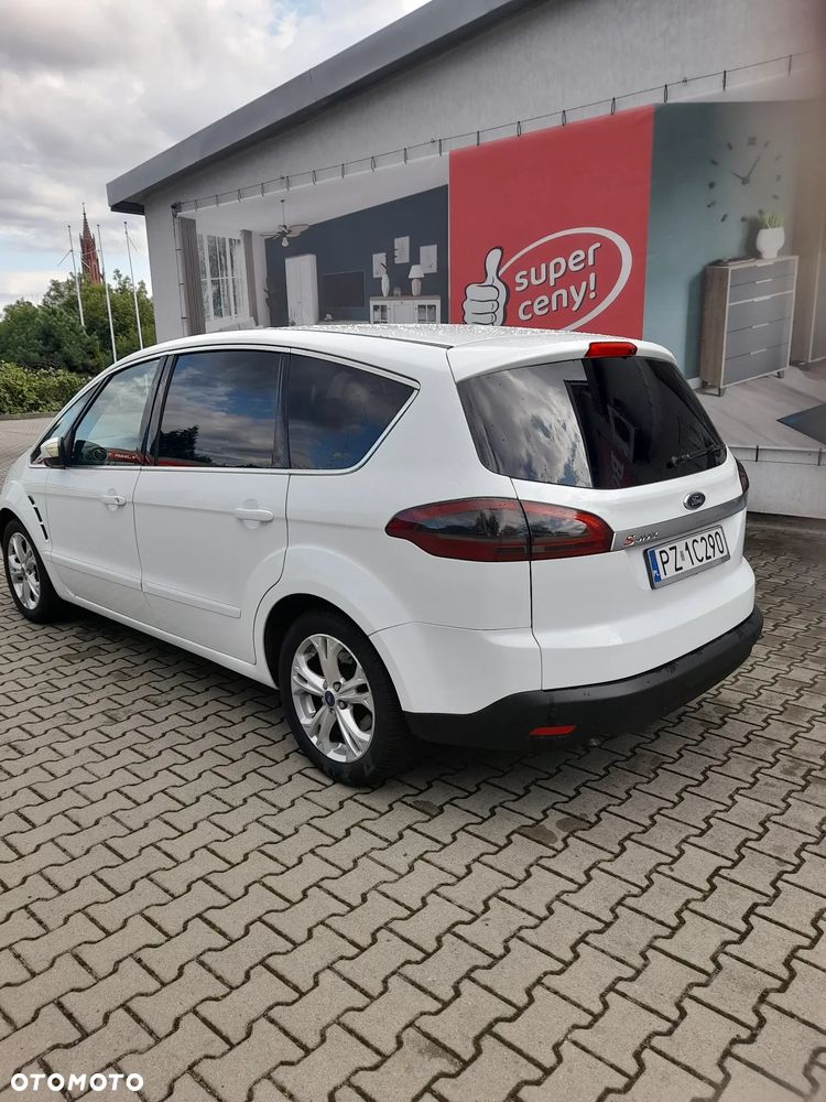 Ford S-Max 2.0 TDCi DPF Titanium - 4