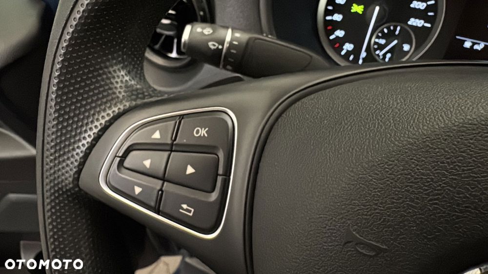 Mercedes-Benz Vito - 22