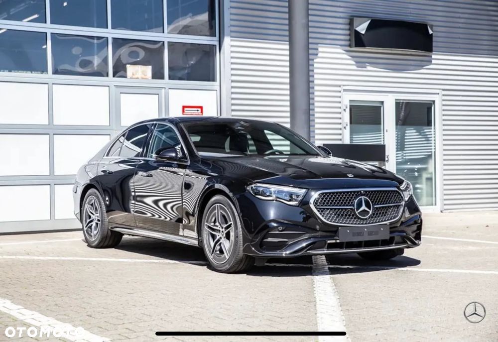 Mercedes-Benz Klasa E 200 4-Matic - 2