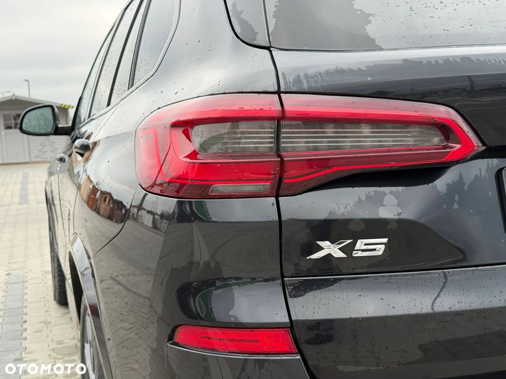 BMW X5 xDrive40i - 17