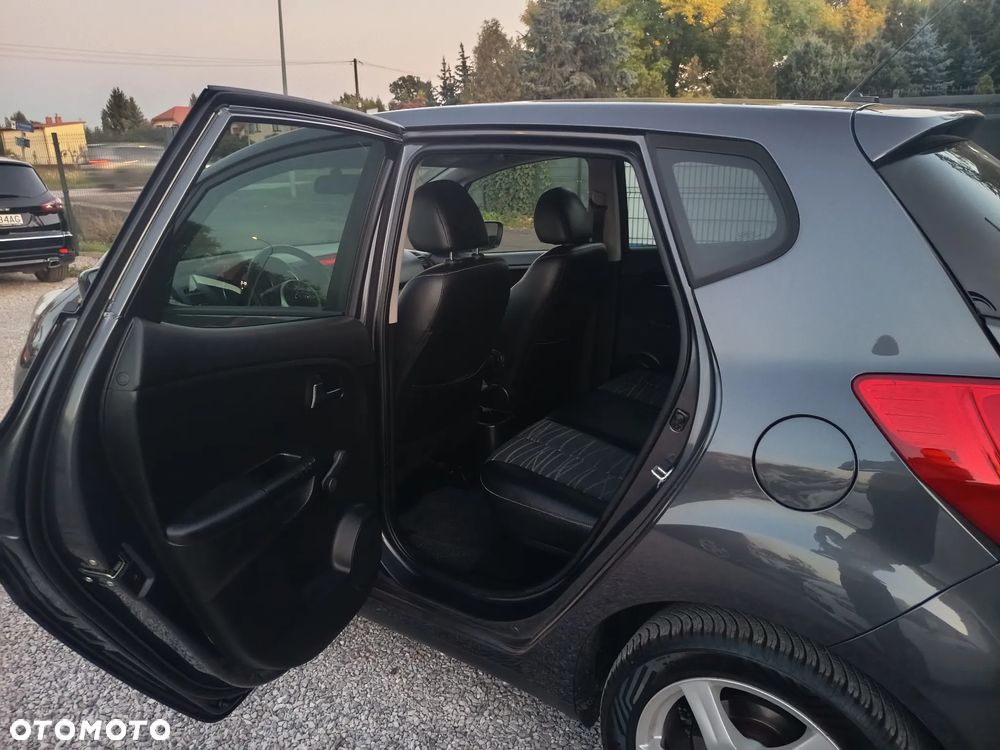 Kia Venga 1.4 CVVT Dream Team Edition - 33