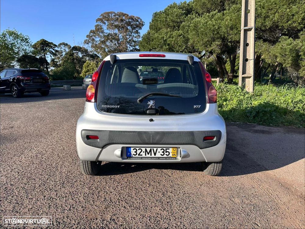 Peugeot 107 1.0 Active - 22