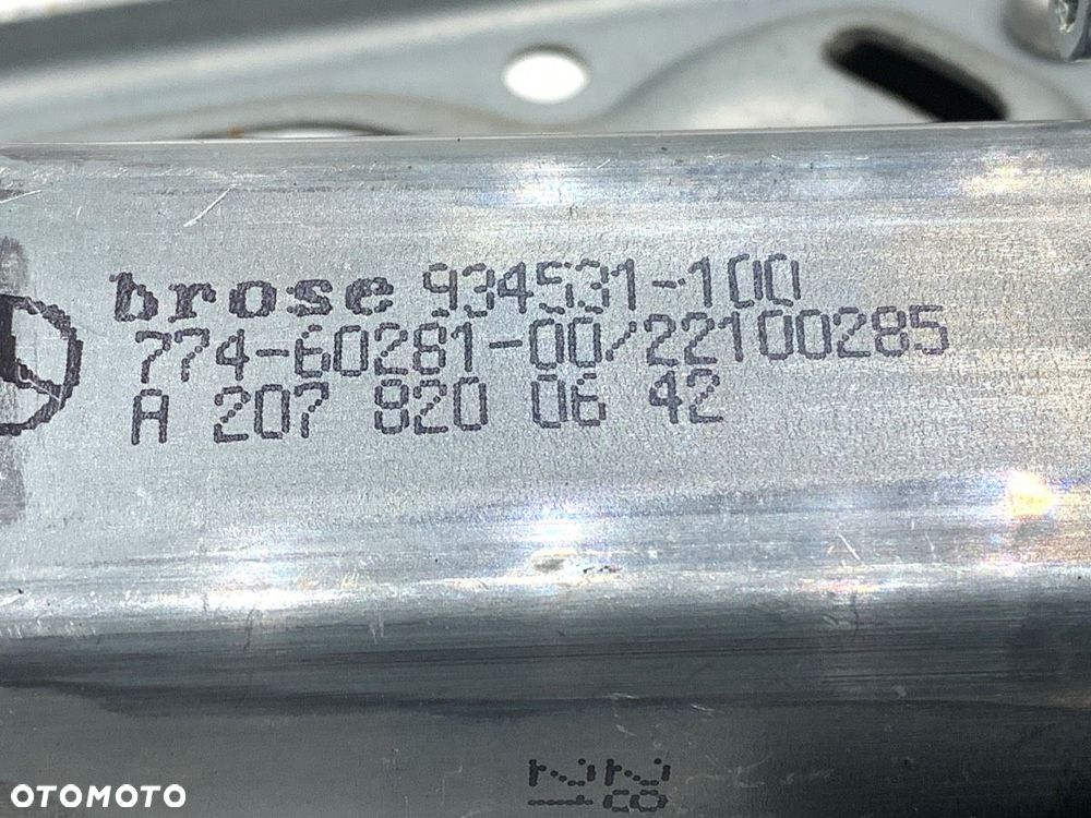 PODNOŚNIK SZYBY LEWY PRZÓD - 89.00 PLN - MERCEDES-BENZ CLS (C218) 2011 - 2017 CLS 350 CDI / d - 4