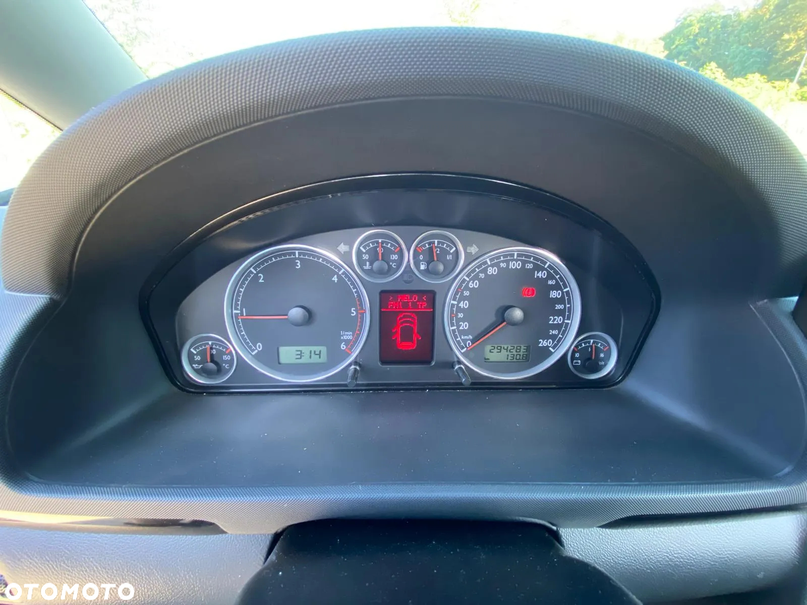Volkswagen Sharan - 27