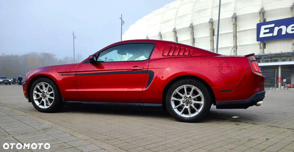 Ford Mustang 3.7 V6 Premium - 11