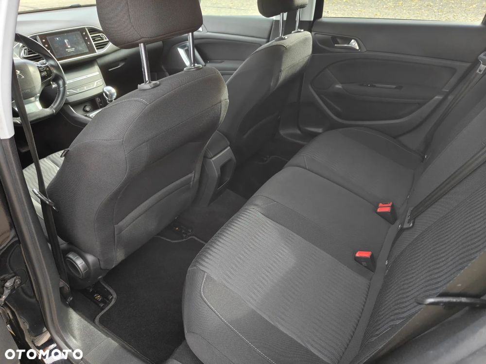 Peugeot 308 - 15