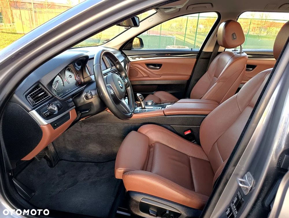 BMW Seria 5 525d Sport-Aut Modern Line - 6