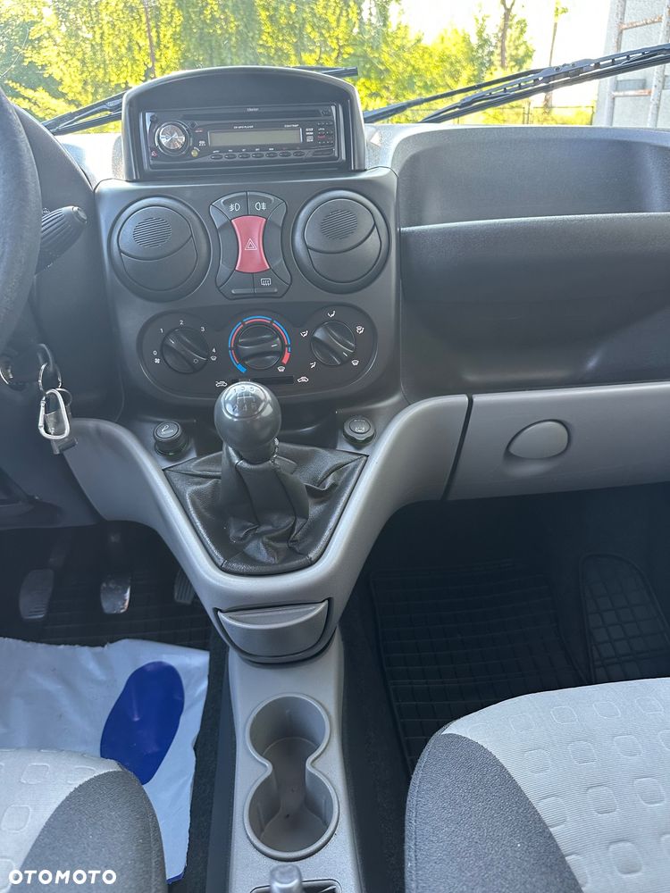Fiat Doblo 1.9 JTD Family - 17