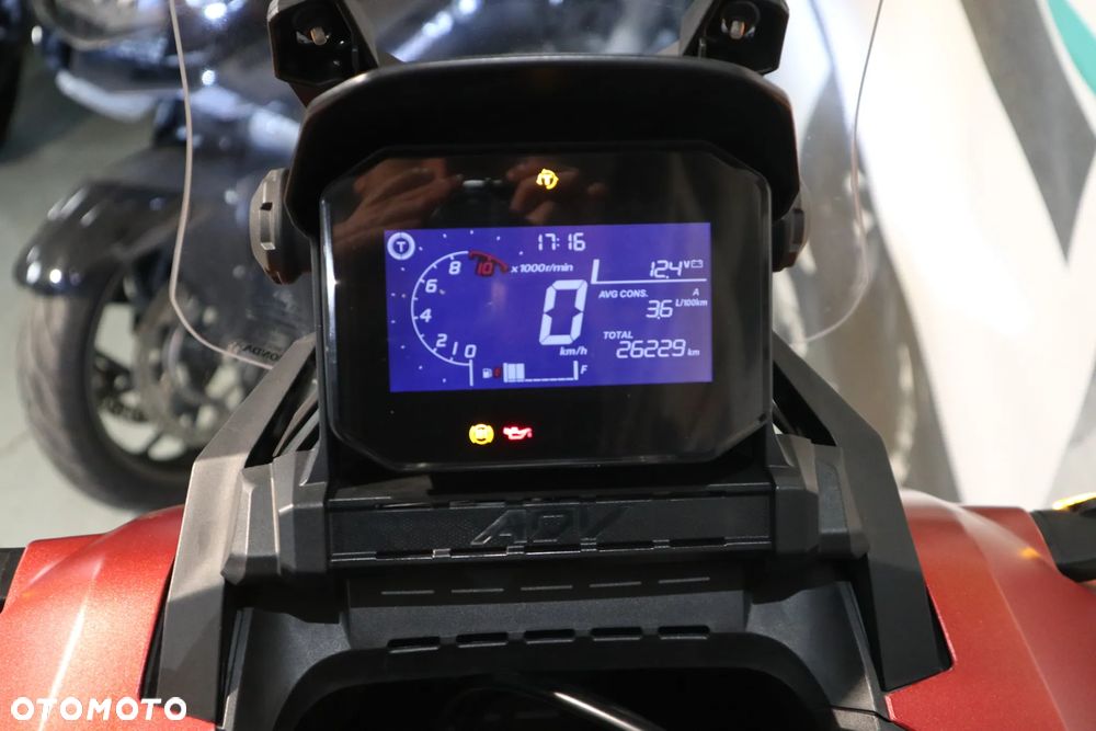 Honda ADV350 - 15