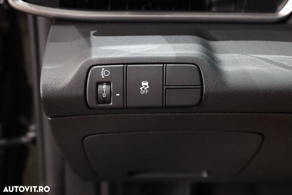 Hyundai Elantra - 19