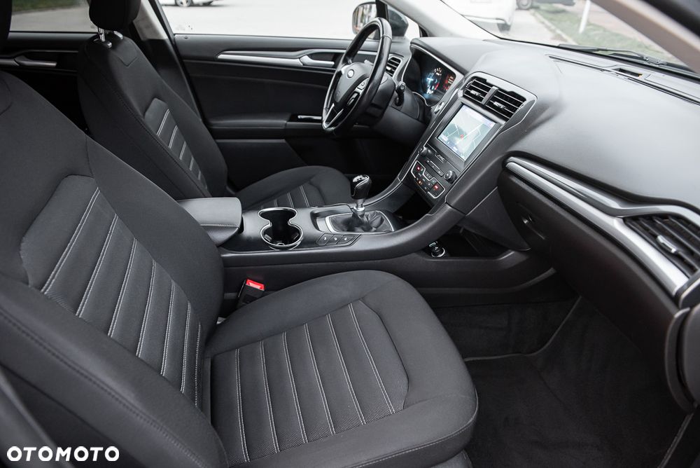 Ford Mondeo 2.0 EcoBlue Titanium - 35